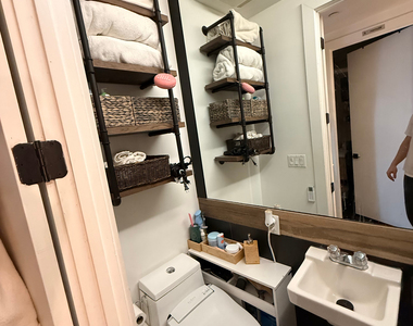 246 Johnson Avenue - Photo Thumbnail 13