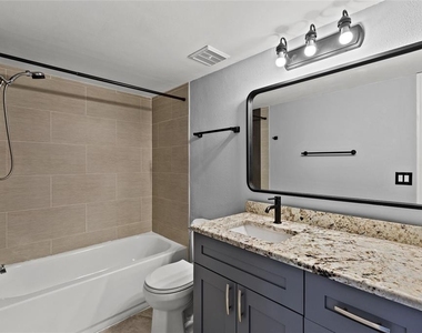 270 Promenade Drive - Photo Thumbnail 24