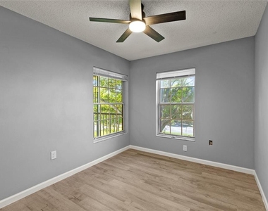 270 Promenade Drive - Photo Thumbnail 22