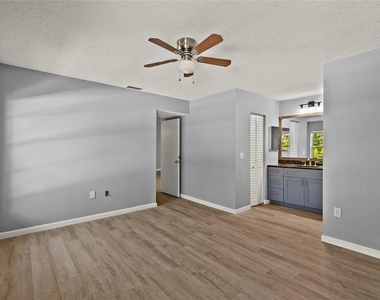 270 Promenade Drive - Photo Thumbnail 17
