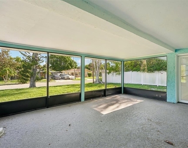 1339 22nd Street - Photo Thumbnail 30