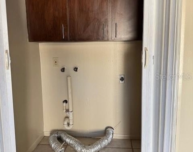 7607 El Paseo Court - Photo Thumbnail 6