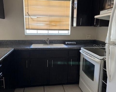 7607 El Paseo Court - Photo Thumbnail 4