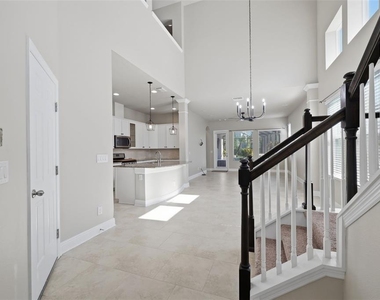 6533 Salt Creek Avenue - Photo Thumbnail 4