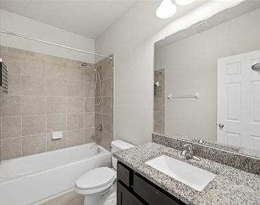 6533 Salt Creek Avenue - Photo Thumbnail 35