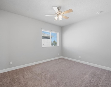 6533 Salt Creek Avenue - Photo Thumbnail 36