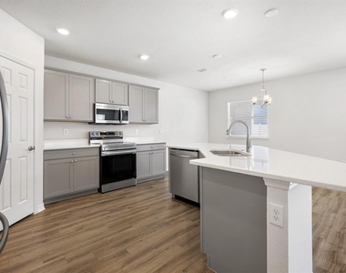 12314 Marshland Street - Photo Thumbnail 11