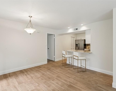 2407 Cypress Pond Road - Photo Thumbnail 10