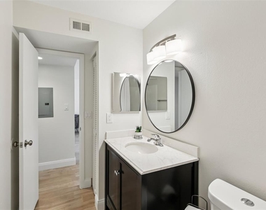 2407 Cypress Pond Road - Photo Thumbnail 29