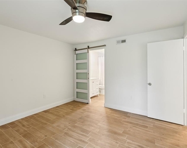 2407 Cypress Pond Road - Photo Thumbnail 21