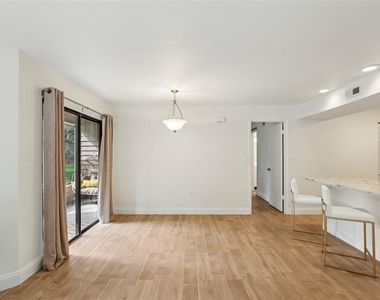 2407 Cypress Pond Road - Photo Thumbnail 9