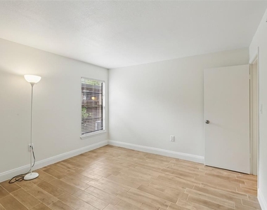 2407 Cypress Pond Road - Photo Thumbnail 27