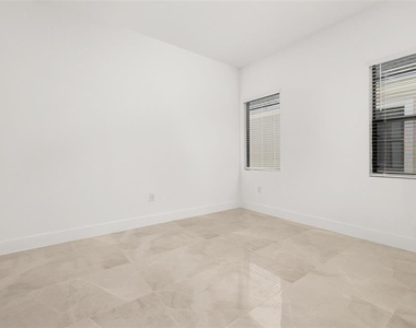 6466 Octave Street - Photo Thumbnail 7