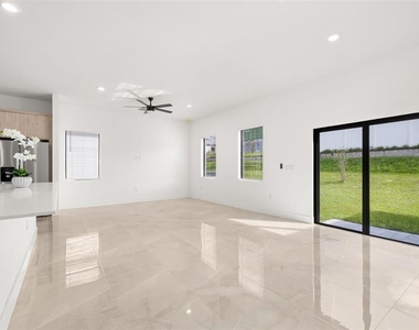 6466 Octave Street - Photo Thumbnail 15
