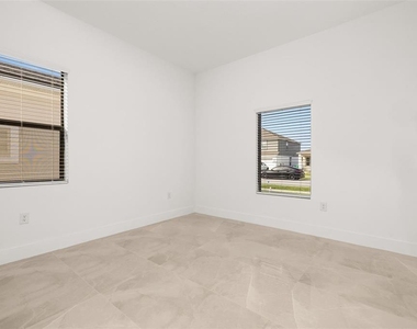 6466 Octave Street - Photo Thumbnail 3