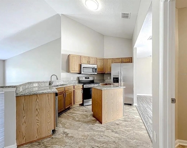 645 Hearthglen Boulevard - Photo Thumbnail 2