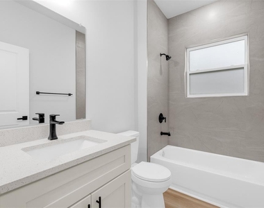 6432 Sw 151st Loop - Photo Thumbnail 16
