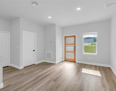 6432 Sw 151st Loop - Photo Thumbnail 6