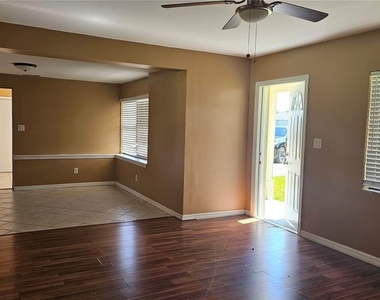 2251 E 8th Street - Photo Thumbnail 7