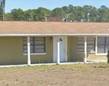 2251 E 8th Street - Photo Thumbnail 13