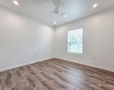 210 Se 21st Terrace - Photo Thumbnail 12