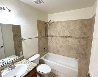 4600 E Moody Boulevard - Photo Thumbnail 22