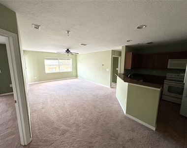 4600 Moody Boulevard E - Photo Thumbnail 3