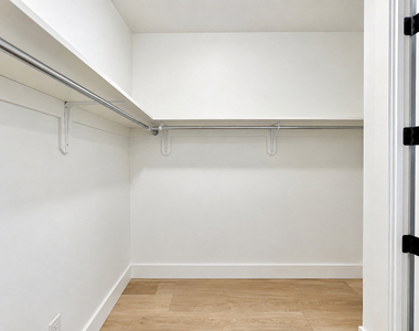 80 linden blvd - Photo Thumbnail 7