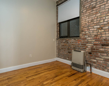 346 Gates Ave - Photo Thumbnail 14