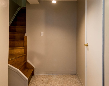 346 Gates Ave - Photo Thumbnail 8