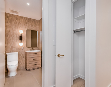 525 Pacific St - Photo Thumbnail 9