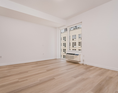 525 Pacific St - Photo Thumbnail 10
