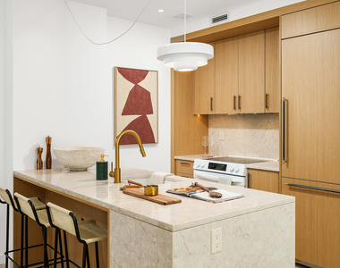 525 Pacific St - Photo Thumbnail 13