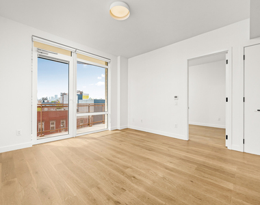828 Metropolitan Ave - Photo Thumbnail 11