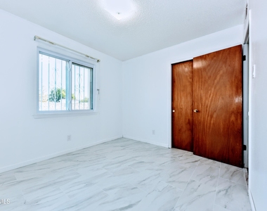 4909 Winthrop Drive - Photo Thumbnail 25