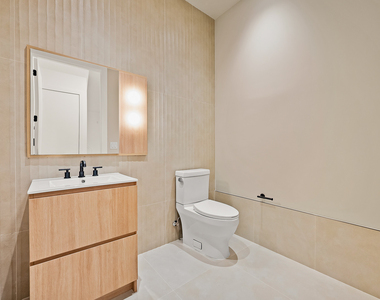 733 Lincoln Pl - Photo Thumbnail 14