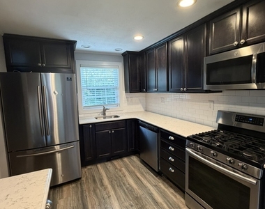115 Prospect Street - Photo Thumbnail 6