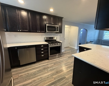 115 Prospect Street - Photo Thumbnail 3