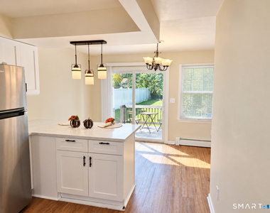 172 Stonybrook Road - Photo Thumbnail 5