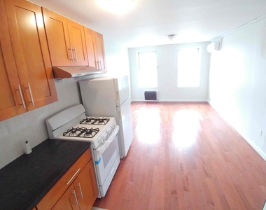 83 Allen Street - Photo Thumbnail 1