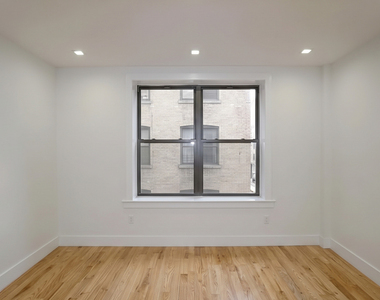 11 Maple St - Photo Thumbnail 5