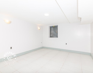 41 Havemeyer Street - Photo Thumbnail 7
