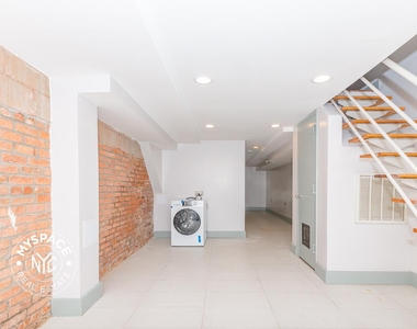 41 Havemeyer Street - Photo Thumbnail 5