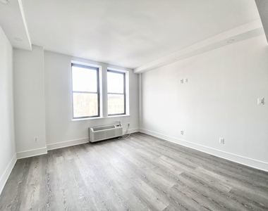 West 81st Street - Photo Thumbnail 12