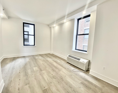 West 81st Street - Photo Thumbnail 10