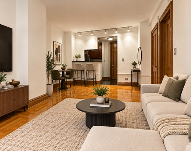 150 West 58th Street - Photo Thumbnail 1