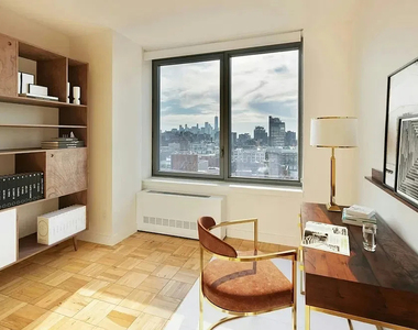 11th Avenue - Photo Thumbnail 2