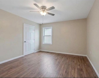 31 Franklin Avenue - Photo Thumbnail 11