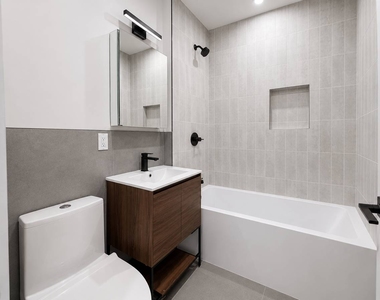 2324 Bedford Ave - Photo Thumbnail 5
