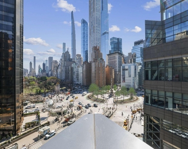 West 60th Street - Photo Thumbnail 10